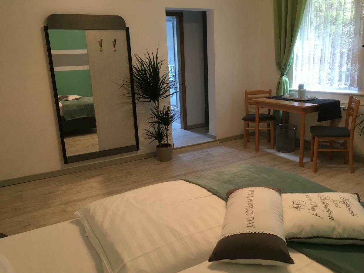 Hopfengrund Hotell Arnstadt Eksteriør bilde